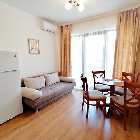 Cabacum Plaza Beach Apartments - High-Speed Wifi Golden Sands Esterno foto