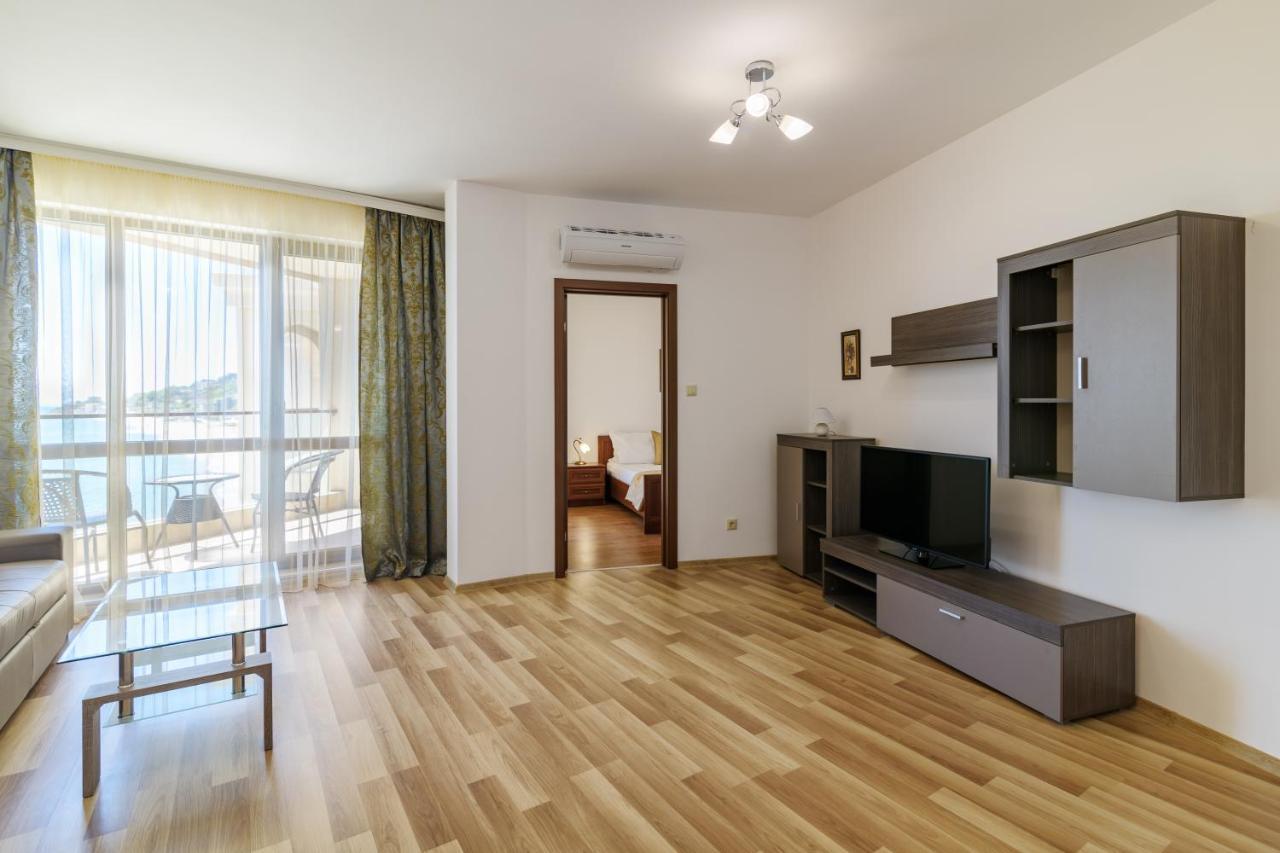 Cabacum Plaza Beach Apartments - High-Speed Wifi Golden Sands Esterno foto