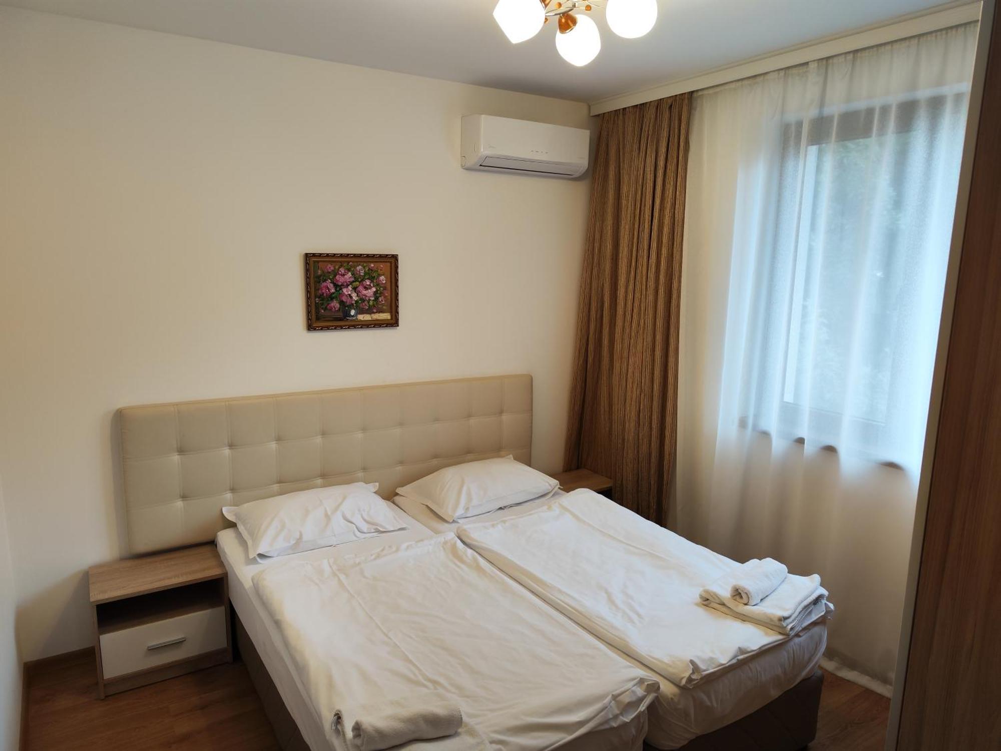 Cabacum Plaza Beach Apartments - High-Speed Wifi Golden Sands Esterno foto